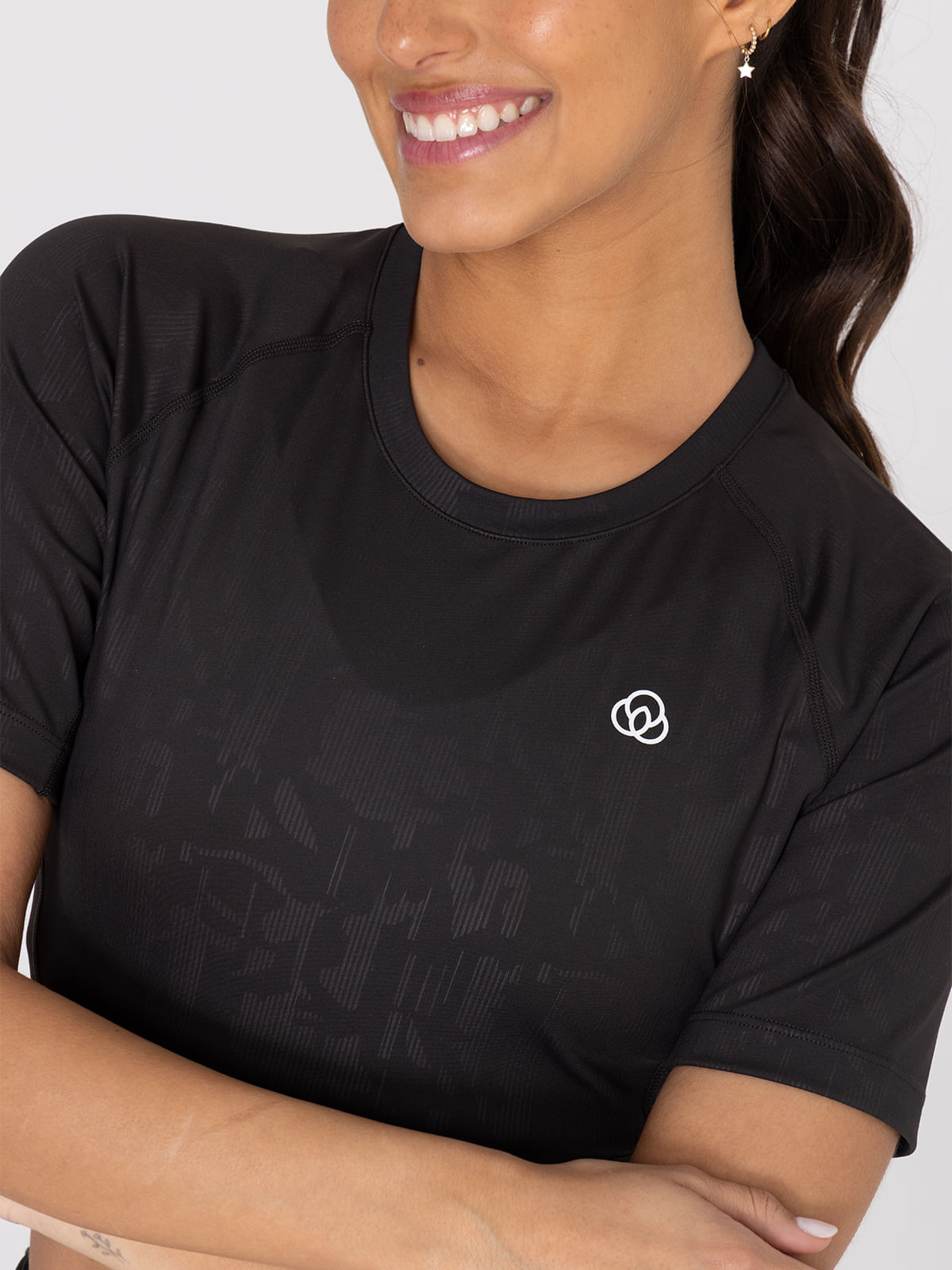 Polo-Manga-Corta-Para-Mujer--Cropped-T-Shirt-Negro-Bsoul