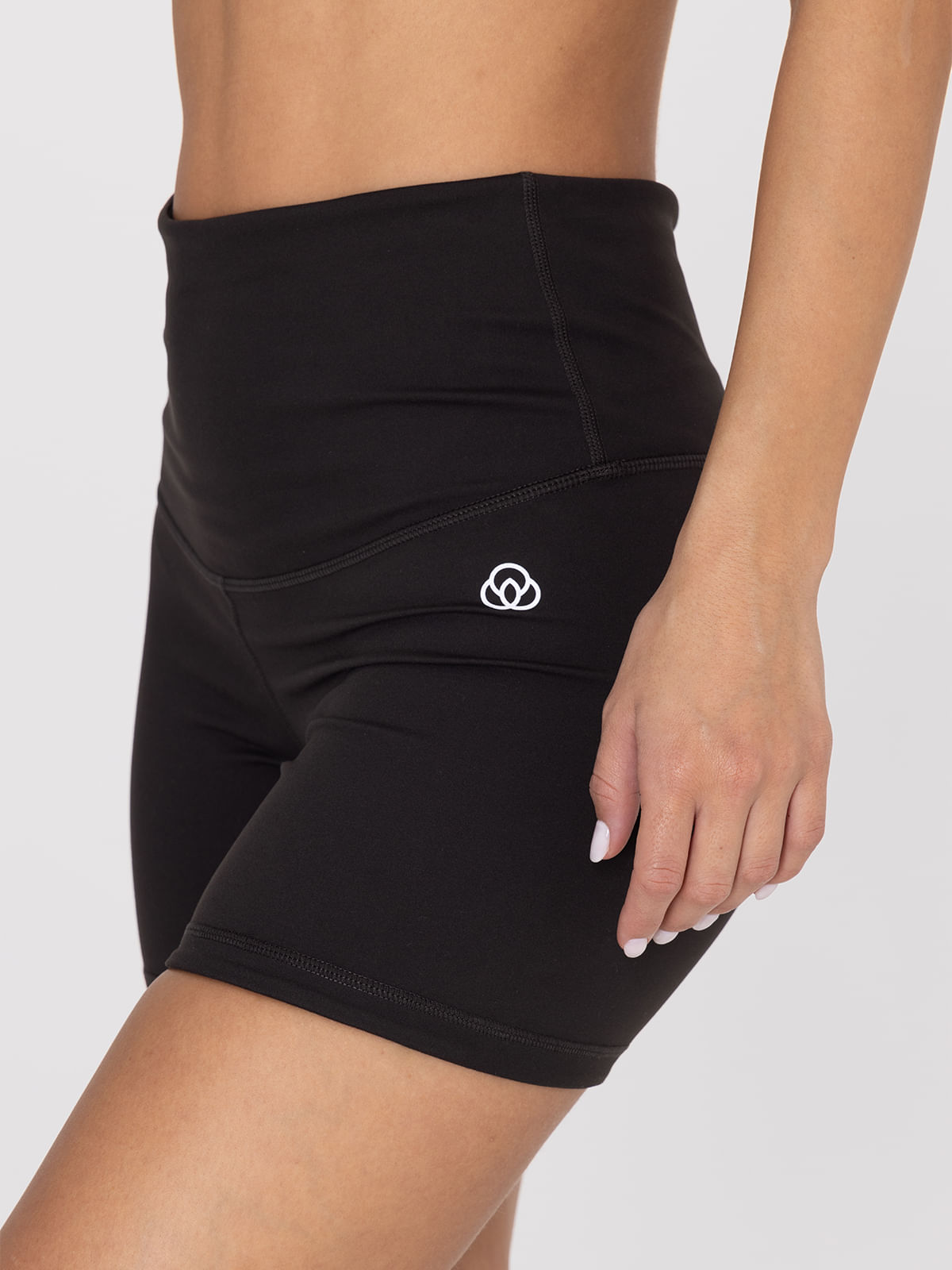 Short-Para-Mujer--Flo-Negro-Bsoul