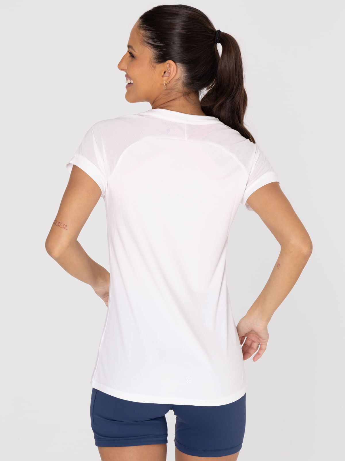 Polo-Manga-Corta-Para-Mujer--V-Neck-Blanco-Bsoul