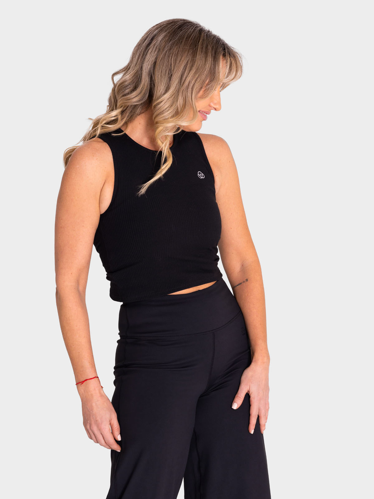 Polo-Sin-Mangas-Para-Mujer--Tank-Rib-Negro-Bsoul