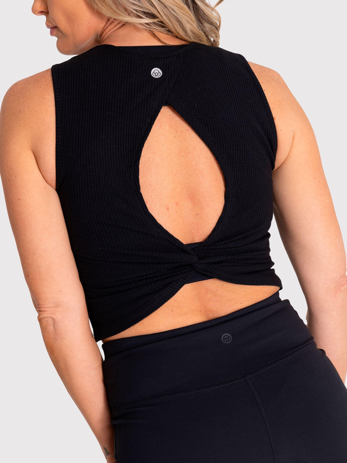 Polo-Sin-Mangas-Para-Mujer--Tank-Rib-Negro-Bsoul