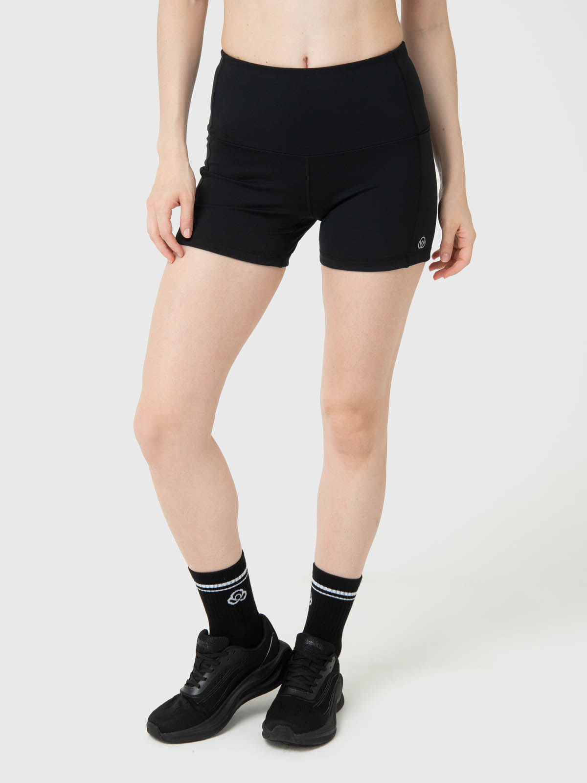 Short-Para-Mujer-Enia-Aloe-Negro-Bsoul