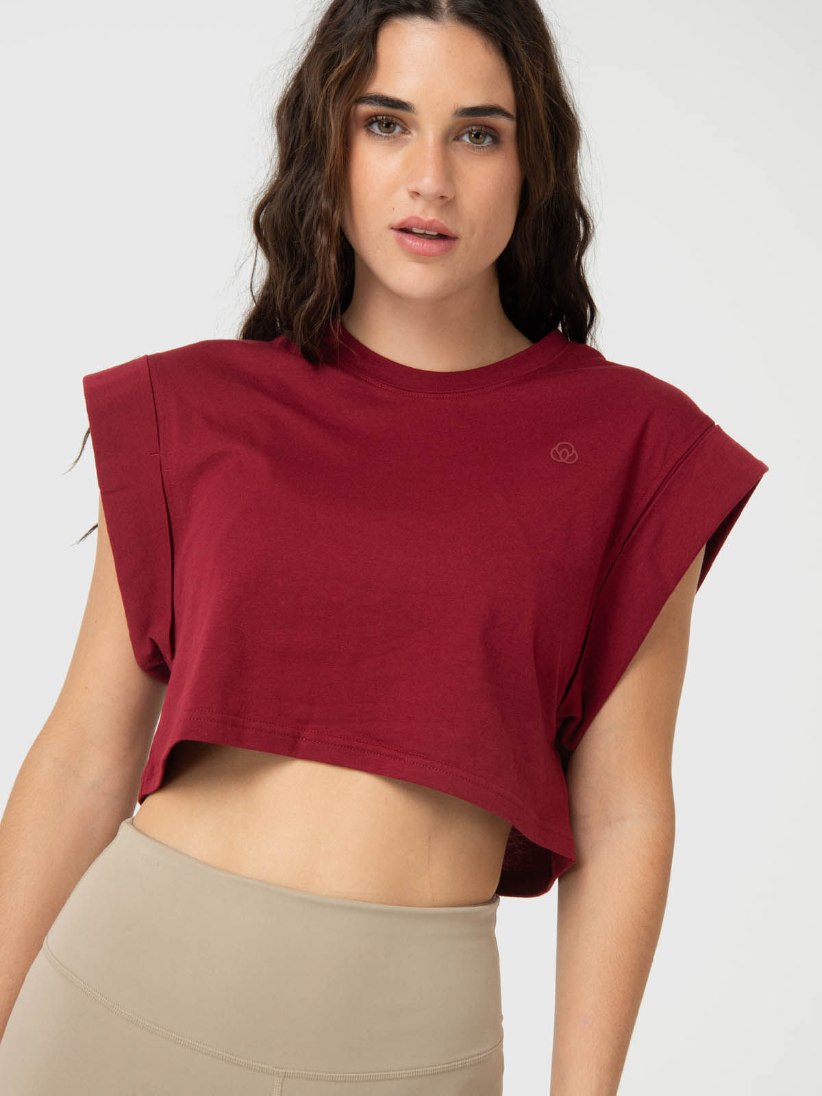 Polo-Sin-Manga-Para-Mujer-Clarissa-Rojo-Bsoul