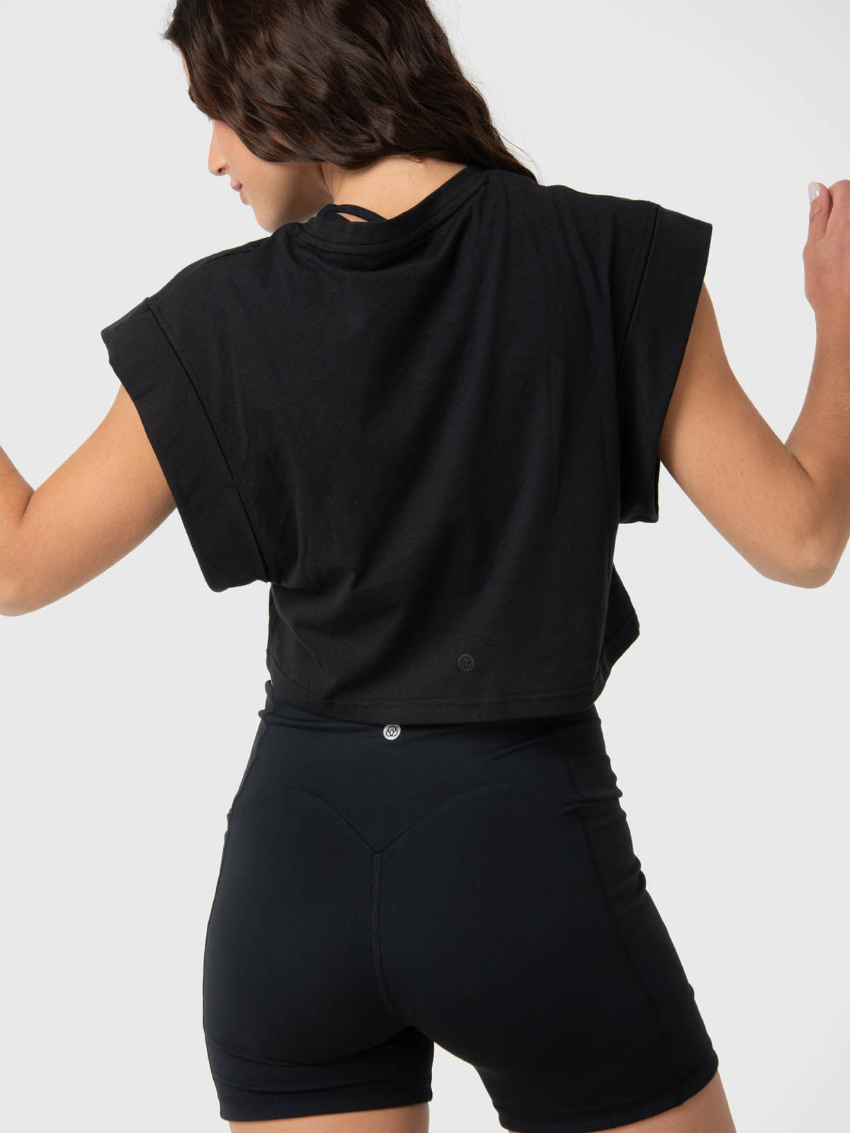 Polo-Sin-Manga-Para-Mujer-Clarissa-Negro-Bsoul