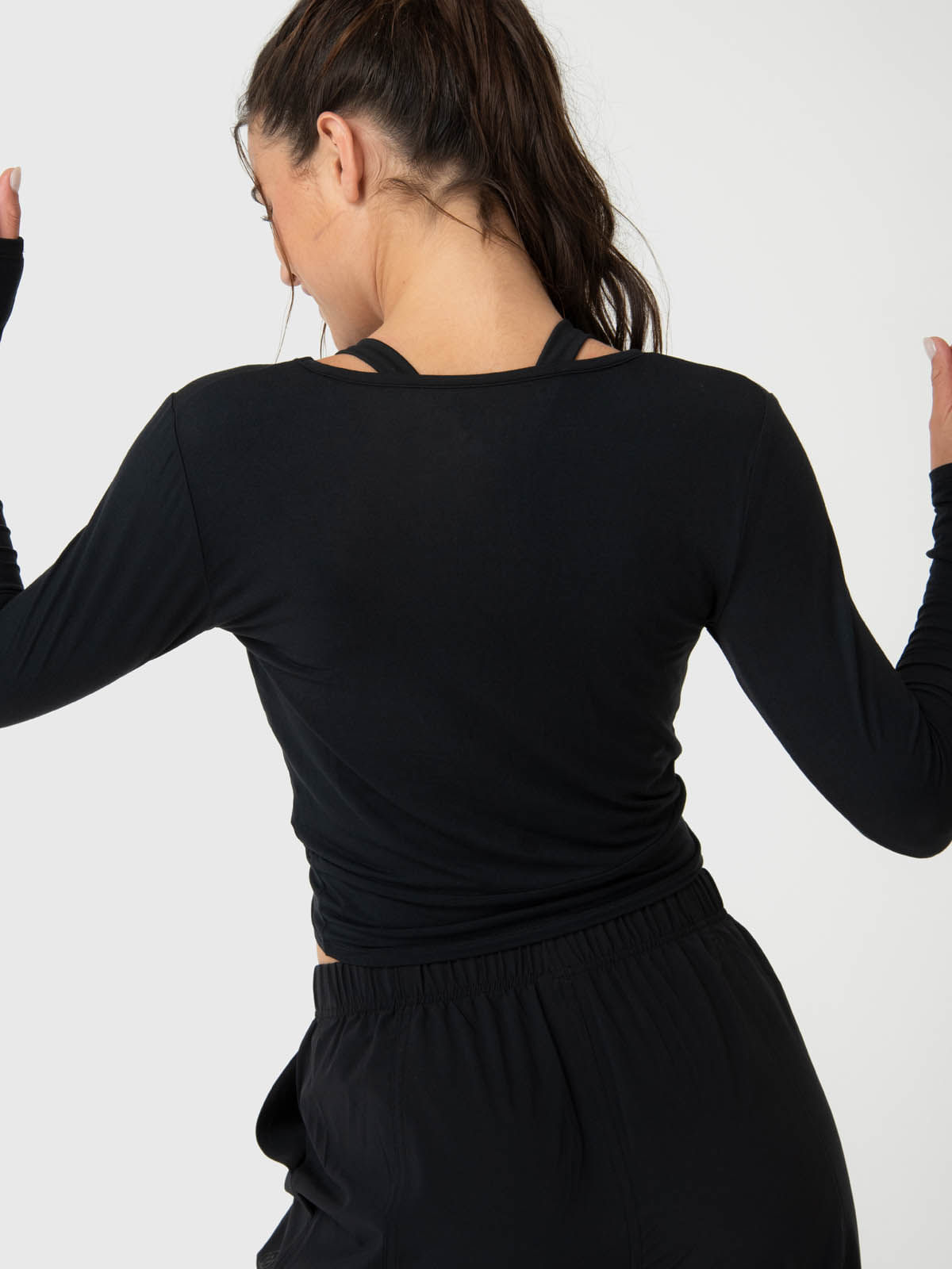 Polo-Manga-Larga-Para-Mujer-Modal-Aloe-Negro-Bsoul