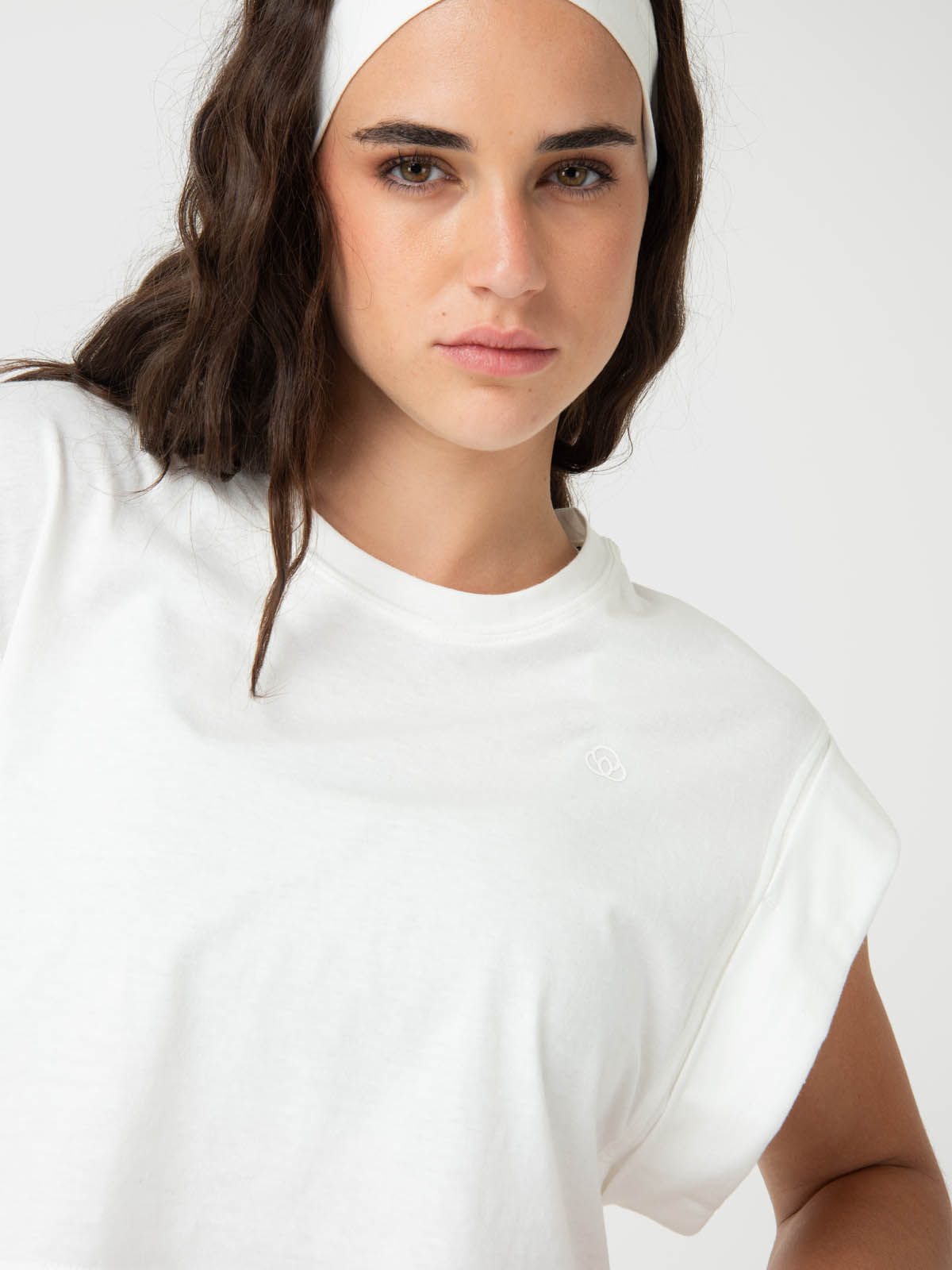 Polo-Sin-Manga-Para-Mujer-Clarissa-Blanco-Bsoul